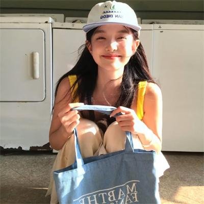 养鬼吃人 海报